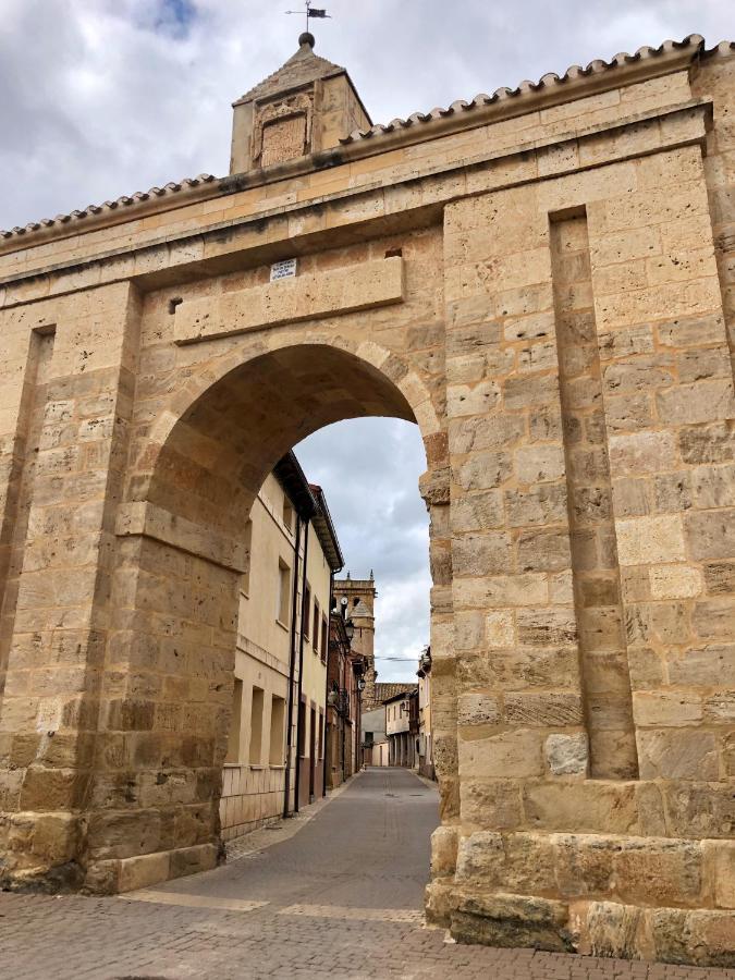 Apartamentos Ribera Del Duero Las Escuelas Vadocondes Luaran gambar