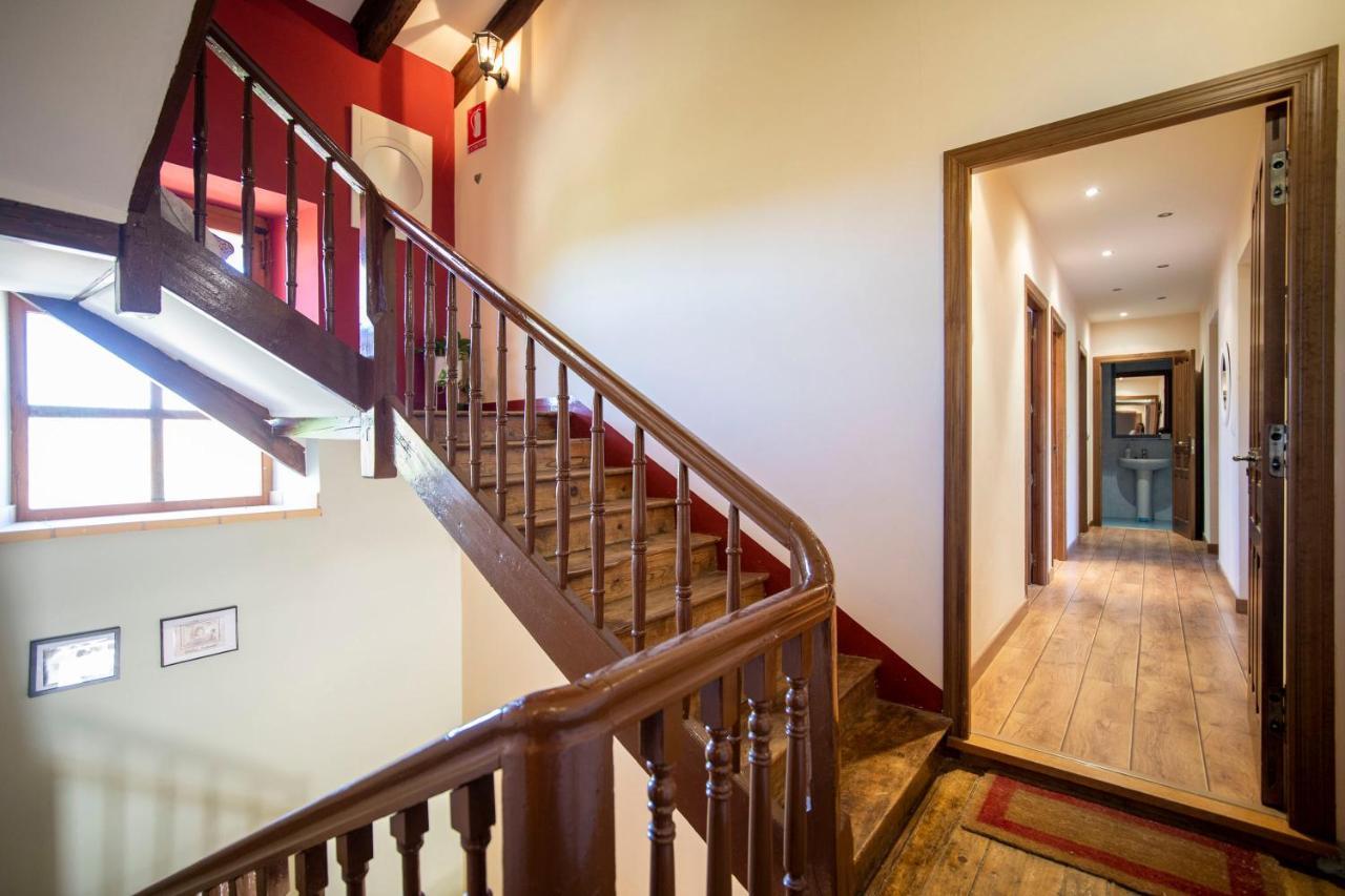 Apartamentos Ribera Del Duero Las Escuelas Vadocondes Luaran gambar